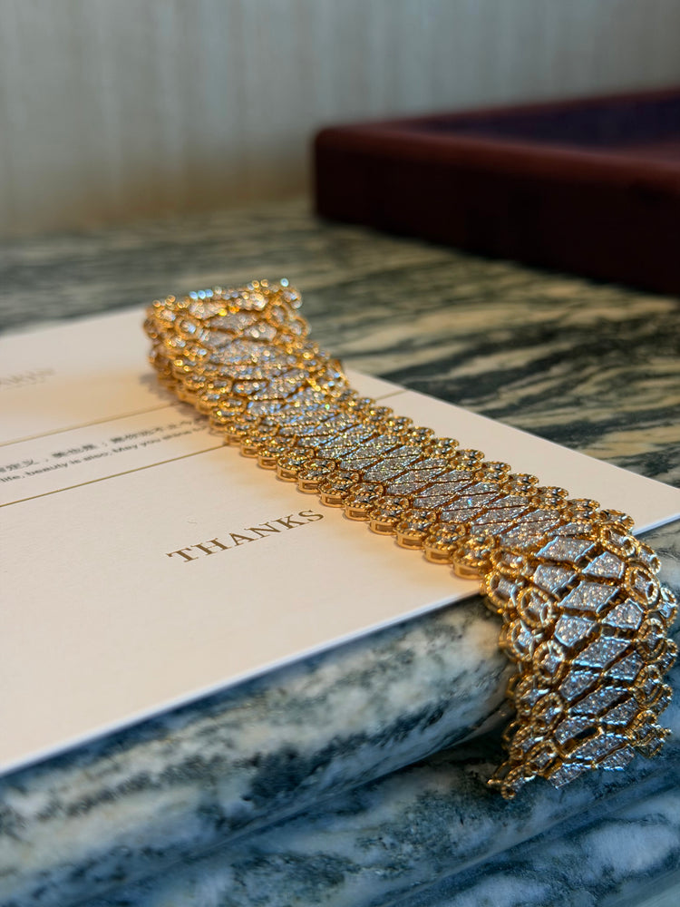 Diamond Statement Bracelet in 18K Gold | Architectural High Jewelry | FOSTIANO